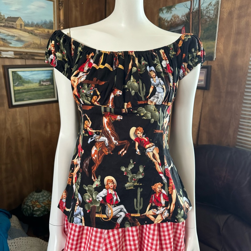 Western Pinup Style Top - Picture 4 of 4